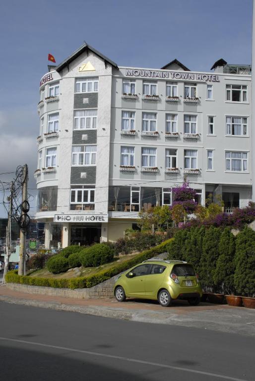 Mountain Town Hotel ダラット エクステリア 写真